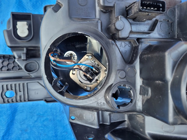 Frontscheinwerfer Renault Clio III TL692916123 Links Scheinwerfer Headlight SCH8383784170jo