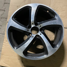 1x Alufelge 18 Zoll 8.0