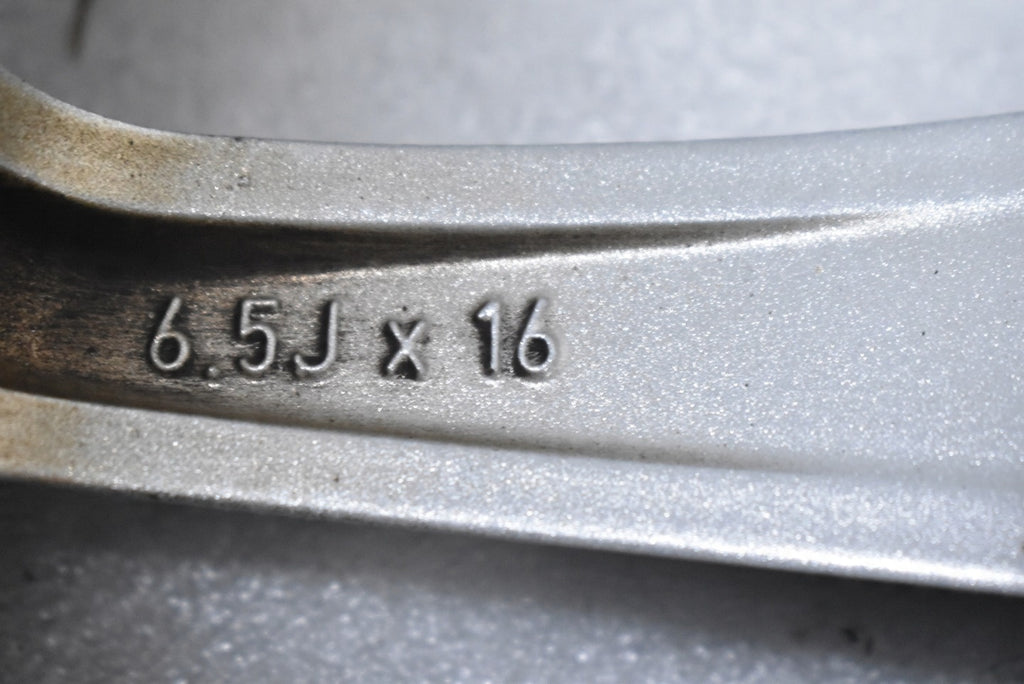 1x Alufelge 16 Zoll 6.5" 5x114.3 45ET Glanz Silber 52910-D7110 Hyundai Tucson