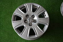 Laden Sie das Bild in den Galerie-Viewer, 1x Alufelge 16 Zoll 6.5&quot; 5x112 33ET Glanz Silber 8U0601025Q Audi Rim Wheel