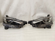 Load image into Gallery viewer, Frontscheinwerfer Mazda Cx3 Cx 3 B10E-51040 LED Ein Satz Scheinwerfer Headlight