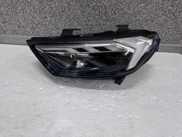 Frontscheinwerfer Audi A1 82A941033D Links Scheinwerfer Headlight SCH1037683102om