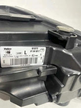 Laden Sie das Bild in den Galerie-Viewer, Frontscheinwerfer Seat Ibiza V 6F1941007C LED Links Scheinwerfer Headlight