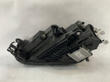 Laden Sie das Bild in den Galerie-Viewer, Frontscheinwerfer Skoda Superb I IV 3P1941016 Rechts Scheinwerfer Headlight SCH7122700073zw