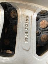 Laden Sie das Bild in den Galerie-Viewer, 1x Alufelge 17 Zoll 8.5&quot; 6x139.7 JB3C-1007-M2A Ford Ranger Rim Wheel