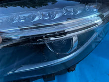 Laden Sie das Bild in den Galerie-Viewer, Frontscheinwerfer Mercedes-Benz Gla A1569062300 Links Scheinwerfer Headlight SCH5999070769un