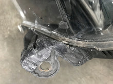 Laden Sie das Bild in den Galerie-Viewer, Frontscheinwerfer Opel Astra Gtc Rechts Scheinwerfer Headlight