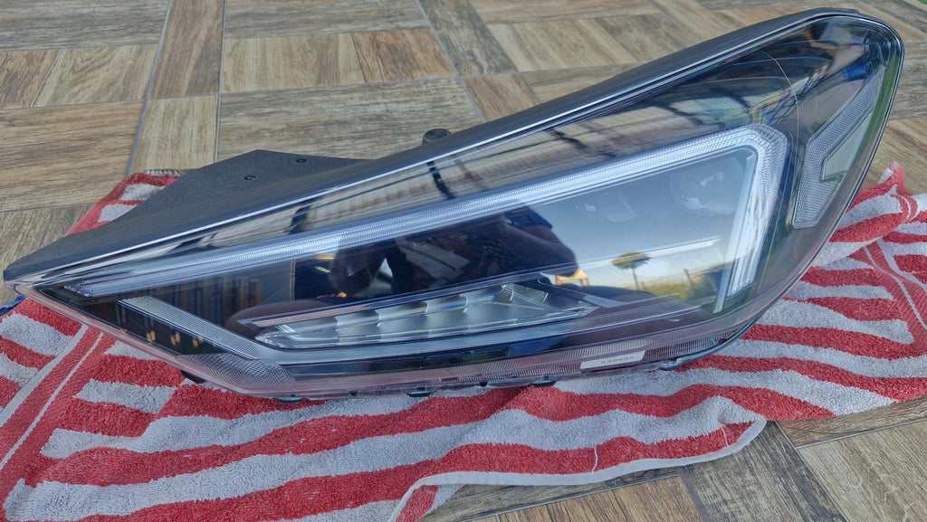 Frontscheinwerfer Hyundai Tucson D7921-21C10 Ein Stück (Rechts oder Links)