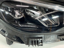Laden Sie das Bild in den Galerie-Viewer, Frontscheinwerfer Mercedes-Benz W206 A2069066204 Rechts Scheinwerfer Headlight SCH3064938744hn