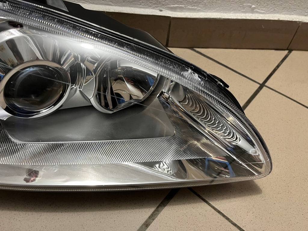 Frontscheinwerfer Ford Focus 4M51-13099-ED Xenon Rechts Scheinwerfer Headlight SCH9672900991eo