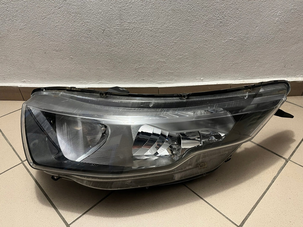 Frontscheinwerfer Iveco Daily IV 5801473750 Links Scheinwerfer Headlight SCH2402257834ft