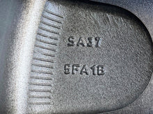 Laden Sie das Bild in den Galerie-Viewer, 1x Alufelge 16 Zoll 6.0&quot; 4x100 50ET Schwarz 403005FA1B Nissan Micra K14