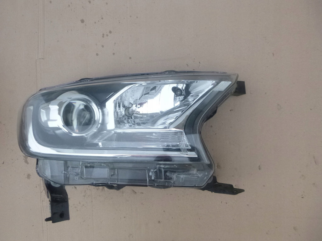 Frontscheinwerfer Ford Ranger Rechts Scheinwerfer Headlight