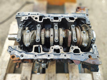 Load image into Gallery viewer, Motorblock Nissan X-Trail I Qashqai M9R868 2.0 DCI 130TKm Diesel Unkomplett MOT4100136839jk