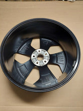 Load image into Gallery viewer, 1x Alufelge 19 Zoll 7.5" 5x112 50ET Glanz Schwarz 10A601025H VW Id.3 Rim Wheel FEL8175222021bx