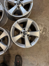Laden Sie das Bild in den Galerie-Viewer, 4x Alufelge 16 Zoll 6.5" 5x112 33ET 7NO071496 Audi Rim Wheel FEL4652050163xz
