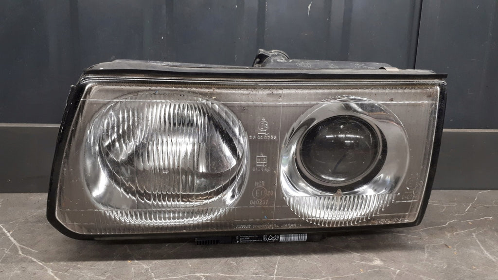 Frontscheinwerfer Mitsubishi Delica 100-37619 Links Scheinwerfer Headlight