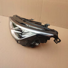 Load image into Gallery viewer, Frontscheinwerfer VW Golf VIII 5H1941005B Links Scheinwerfer Headlight