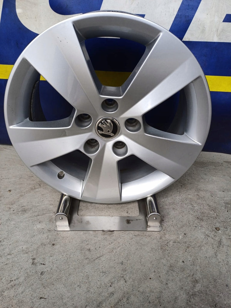 1x Alufelge 16 Zoll 6.5" 5x112 41ET 3V0601025 Skoda Superb Iii Rim Wheel FEL7817068654rm