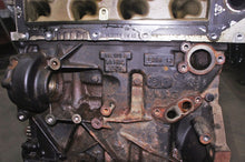 Load image into Gallery viewer, Motor Audi Seat Skoda VW A3 Leon CLHA CLHB 1.6 105PS 2013 Diesel Unkomplett MOT7859597331gm