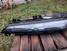 Laden Sie das Bild in den Galerie-Viewer, Frontscheinwerfer BMW 7 9879935 Links Scheinwerfer Headlight SCH2582319873fs