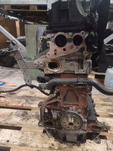Laden Sie das Bild in den Galerie-Viewer, Motor VW Passat CBD 2.0 TDI 110PS 81kW 134TKm 2008 Diesel Engine Unkomplett