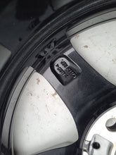 Load image into Gallery viewer, 1x Alufelge 17 Zoll 7.5" 5x120 43ET 6850151 BMW 1 F21 F20 Rim Wheel FEL2353412181sr