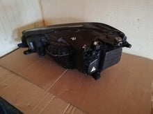 Laden Sie das Bild in den Galerie-Viewer, Frontscheinwerfer VW Sportsvan 517941032B Xenon Rechts Scheinwerfer Headlight