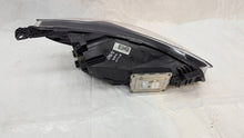 Laden Sie das Bild in den Galerie-Viewer, Frontscheinwerfer Ford Focus JX7B-13E017-CE Links Scheinwerfer Headlight SCH6736873583hj