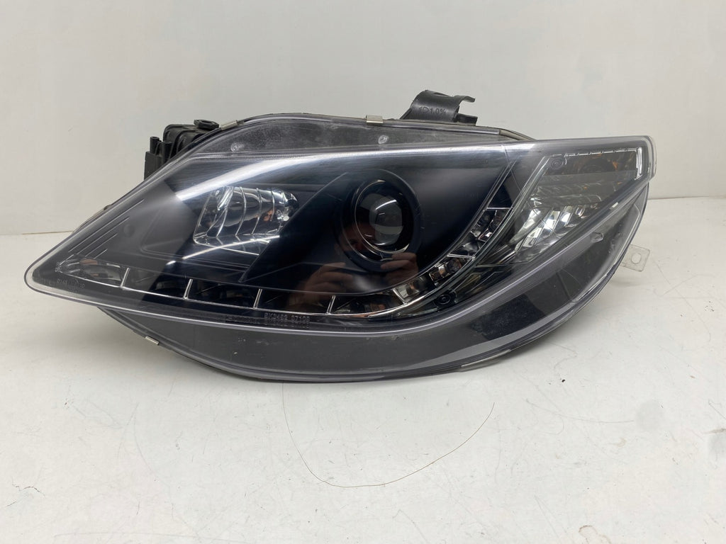 Frontscheinwerfer Seat Leon LED Links Scheinwerfer Headlight SCH9850935066ux