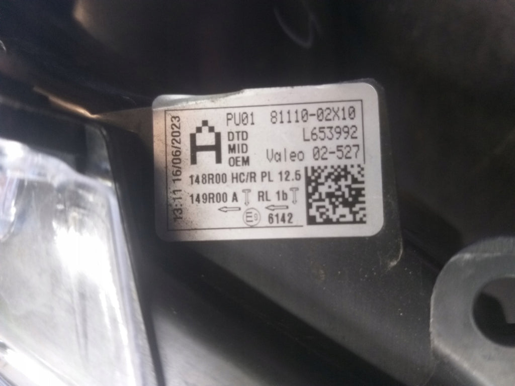 Frontscheinwerfer Toyota Corolla 81110-02X10 Full LED Rechts Headlight