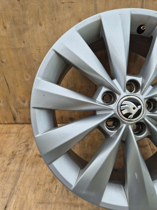 1x Alufelge 16 Zoll 6.0" 5x100 38ET Glanz Silber 658601025K Skoda Fabia I FEL2888032439wg