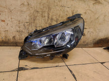 Laden Sie das Bild in den Galerie-Viewer, Frontscheinwerfer Peugeot 2008 II 208 9833036380 Full LED Links Headlight