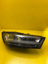 Laden Sie das Bild in den Galerie-Viewer, Frontscheinwerfer Audi Q7 4M0941036 LED Rechts Scheinwerfer Headlight