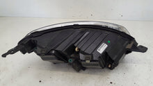 Laden Sie das Bild in den Galerie-Viewer, Frontscheinwerfer Opel Zafira Vivaro 9808567780 Links Scheinwerfer Headlight