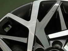 Load image into Gallery viewer, 1x Alufelge 18 Zoll 7.5&quot; 5x114.3 50ET Glanz Graphit 52910-CM300 Hyundai Mg