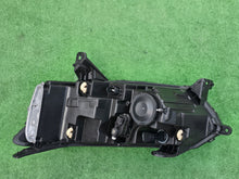Load image into Gallery viewer, Frontscheinwerfer Dacia Sandero III 260107920R Full LED Rechts Headlight SCH3984150306sn
