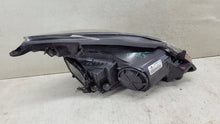 Laden Sie das Bild in den Galerie-Viewer, Frontscheinwerfer Opel Corsa D 93189365 Links Scheinwerfer Headlight SCH5694597078yk