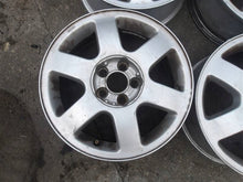 Laden Sie das Bild in den Galerie-Viewer, 4x Alufelge 15 Zoll 6.0&quot; 5x100 38ET 8L0601025F Audi A3 Rim Wheel