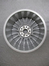 Load image into Gallery viewer, 1x Alufelge 17 Zoll 8.0&quot; 5x112 46ET Glanz Silber 82A601025H Audi A3 Rim Wheel