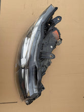 Laden Sie das Bild in den Galerie-Viewer, Frontscheinwerfer Mitsubishi Outlander III 110560 Rechts Scheinwerfer Headlight SCH8202097564ol