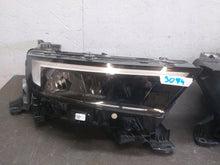 Laden Sie das Bild in den Galerie-Viewer, Frontscheinwerfer Opel Mokka 9834007980 9847939080 Full LED Rechts oder Links