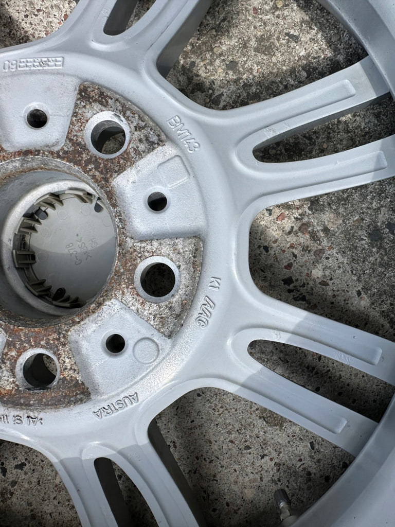 1x Alufelge 18 Zoll 8.0" 5x114.3 20ET Glanz Silber 2283905 BMW E93 E60 E90 FEL5006847630oa