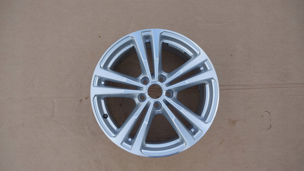 1x Alufelge 18 Zoll 7.5" 5x112 51ET Glanz Silber 8V0601025BL Audi A3 Rim Wheel FEL8592942188im