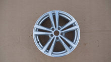 Laden Sie das Bild in den Galerie-Viewer, 1x Alufelge 18 Zoll 7.5" 5x112 51ET Glanz Silber 8V0601025BL Audi A3 Rim Wheel FEL8592942188im