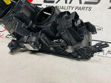 Laden Sie das Bild in den Galerie-Viewer, Frontscheinwerfer Ford Kuga GV41-13D155-EG Xenon Links Scheinwerfer Headlight SCH5540241722vq