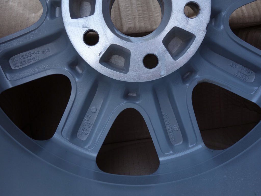 1x Alufelge 16 Zoll 6.5" 5x112 42ET Glanz Silber 3C0601025F VW Passat Rim Wheel FEL4715625550kt