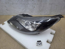 Laden Sie das Bild in den Galerie-Viewer, Frontscheinwerfer Ford Focus BM51-13W030 Links Scheinwerfer Headlight SCH2723429592bm