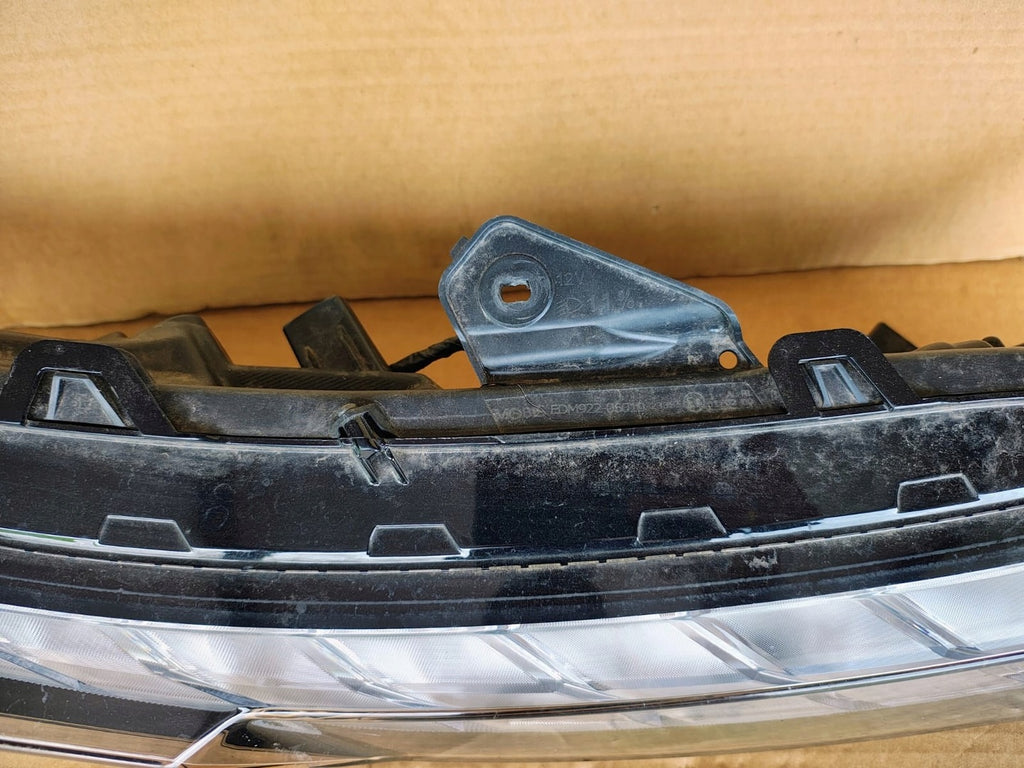 Frontscheinwerfer Mitsubishi Eclipse Cross 92206010 LED Rechts Headlight