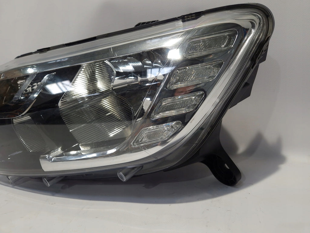 Frontscheinwerfer Dacia Sandero II 260608143R Links Scheinwerfer Headlight